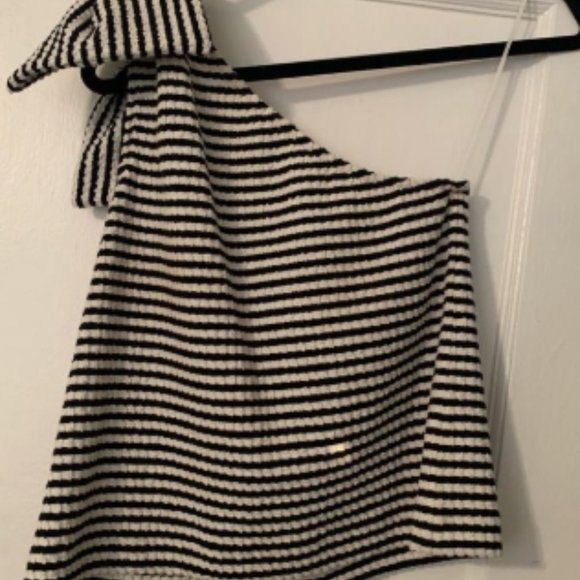 Club Monaco One shoulder Shirt - Picture 3 of 3